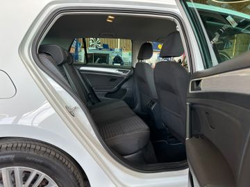 Volkswagen Golf 7 CUP*TÜV 082027*TEMPO*SZHZ*PDC*