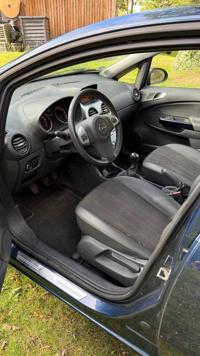 Opel Corsa 2013 — photo 8