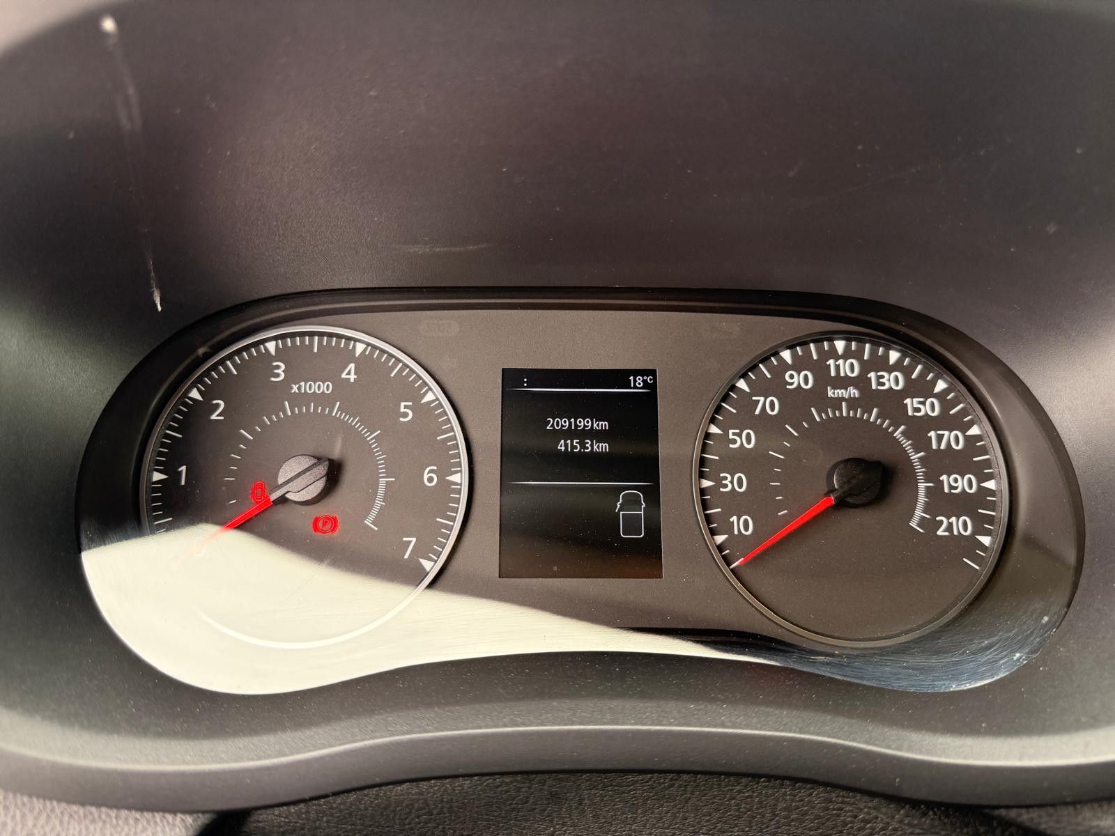 Fahrzeugabbildung Renault Master III Kasten L1H2 HKa 3,5t