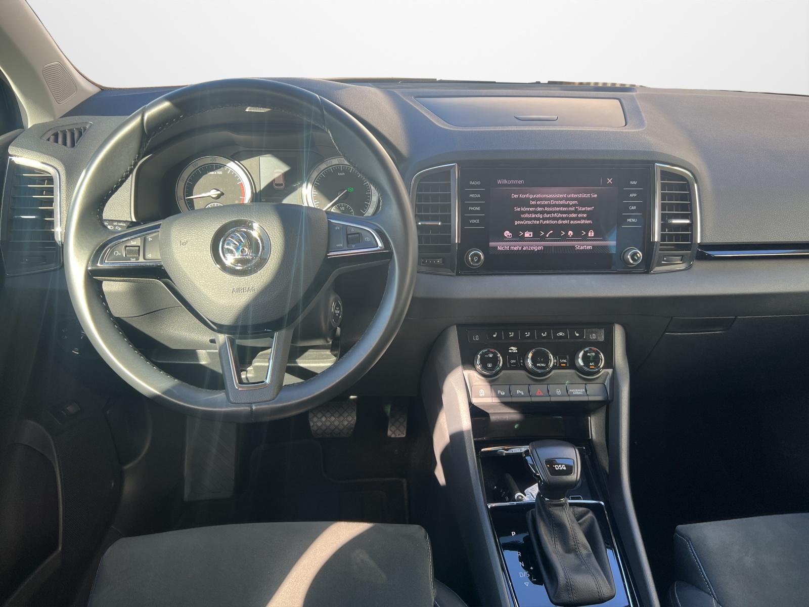 Skoda Karoq 1.5 TSI 7-Gang-DSG 150 PS Style  Navi LED 