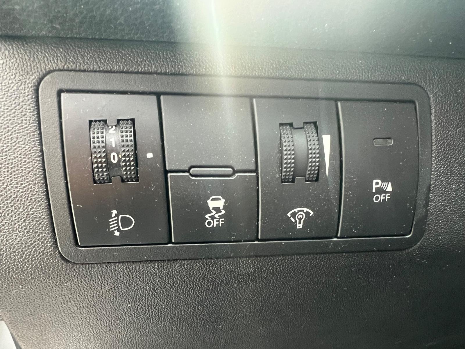 Hyundai ix20 2011 — photo 13