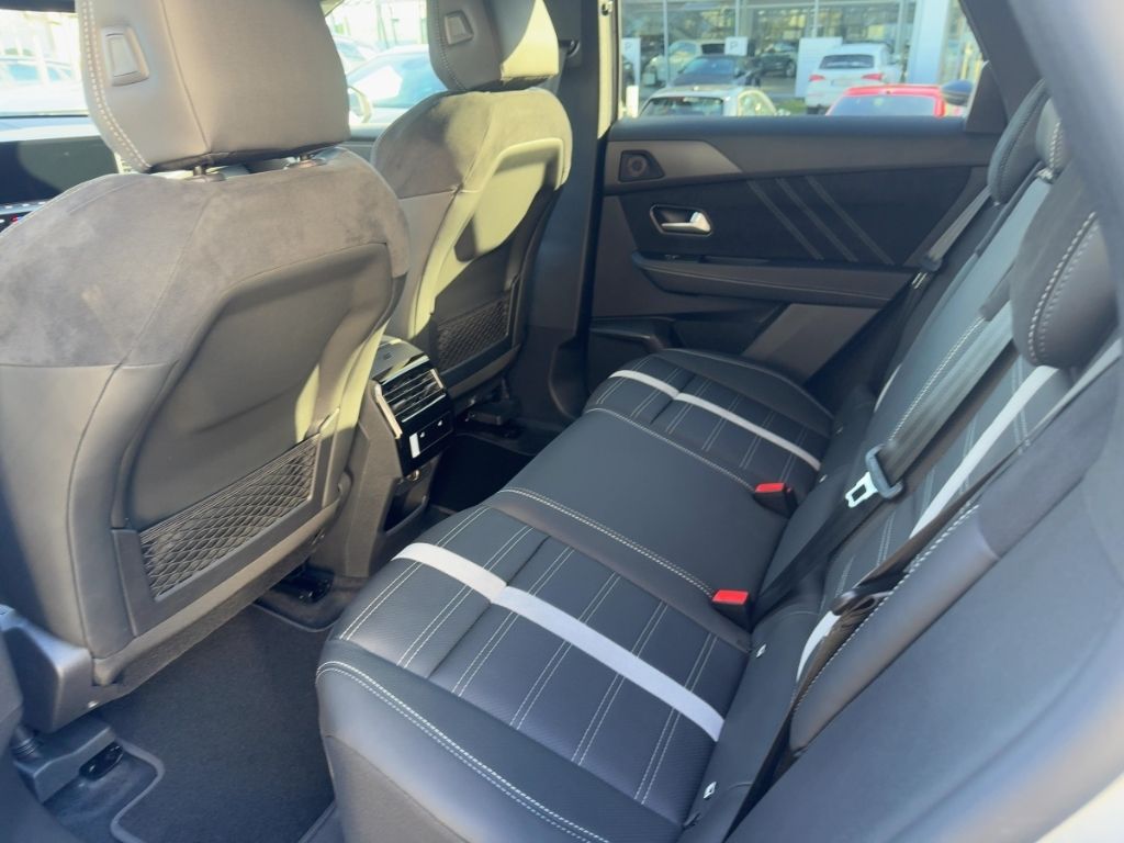 Fahrzeugabbildung Opel Grandland GS Komfort Paket Panoramadach Anhängek