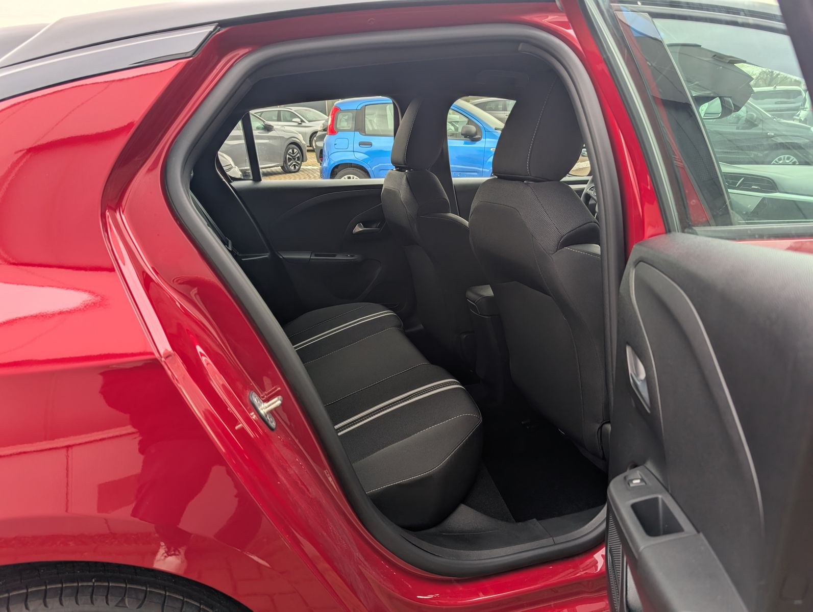 Fahrzeugabbildung Opel Corsa GS WINTER-PAKET KAMERA LED APP-CONNECT