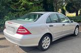 Mercedes-Benz C 180 Kompressor/Automatik/1.Hand/Scheckheftgepf - gebrauchte Mercedes-Benz C-Klasse aus dem Jahr 2005