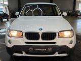 BMW X3 xDrive 18d Leder Sihzg Klima Servo PDC AHK - BMW: Taxi