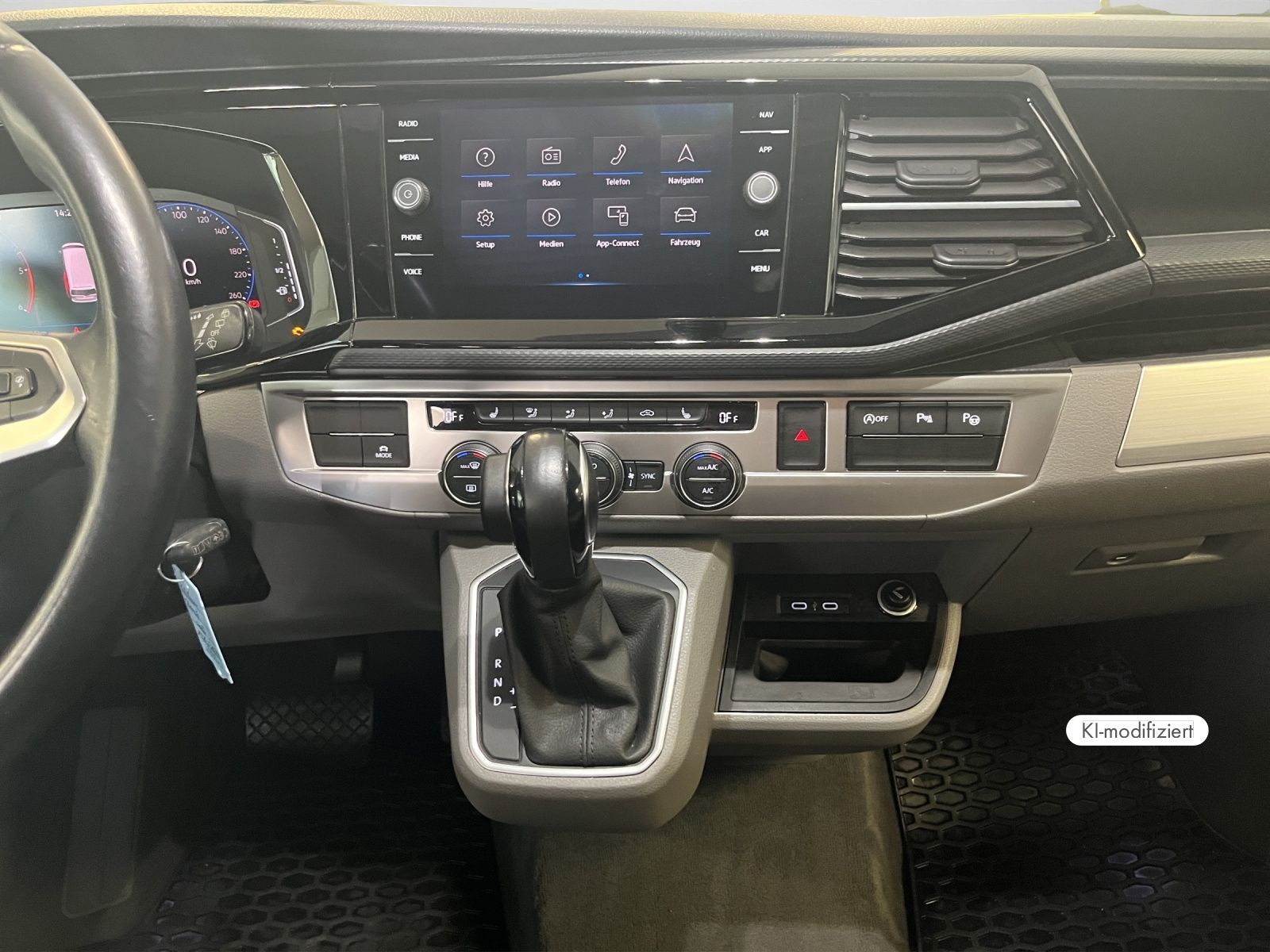 Volkswagen T6 California - Bild 12