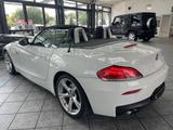 BMW Z4 Roadster 20i sDrive M-Paket, 1.Hand, Leder - BMW Z4 mit Benzin-Antrieb: Weiß