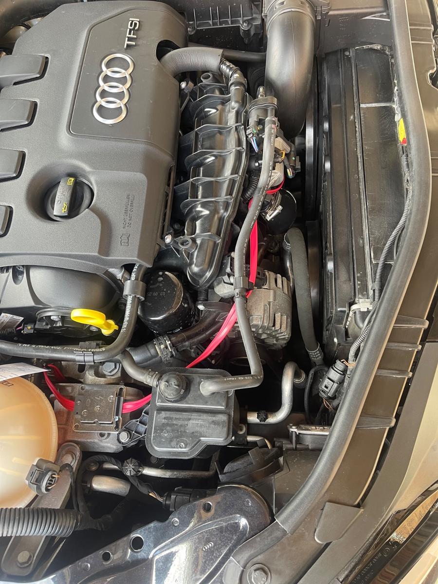 Audi TT Roadster 2.0 TFSI S tronic quattro -