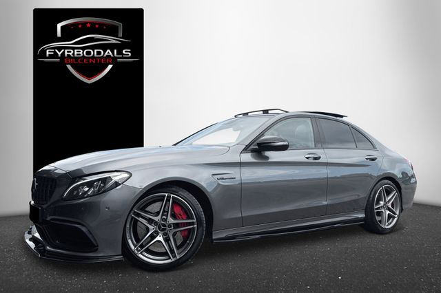 Mercedes-Benz C 63 S AMG 510HP V8 PANORAMA BURMESTER 360-CAM