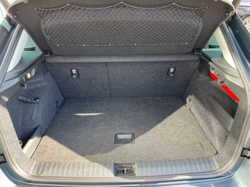 Fahrzeugabbildung SKODA Kamiq 1.0 TSI Ambition DSG Navi DAB Virtuell uvm