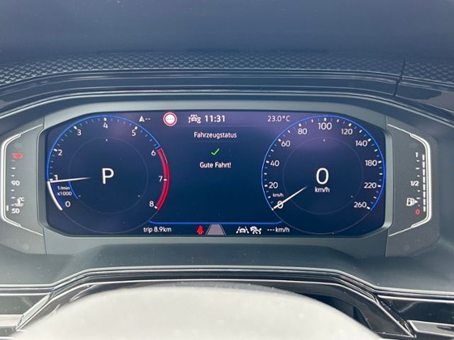 Fahrzeugabbildung Volkswagen Taigo 1,5 TSI DSG LIFE IQDRIVE AHK NAVI KEYLESS