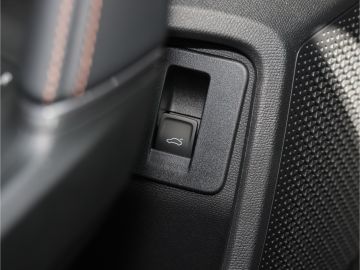 Cupra Formentor 1.5 eTSI DSG Kamera Navi LED