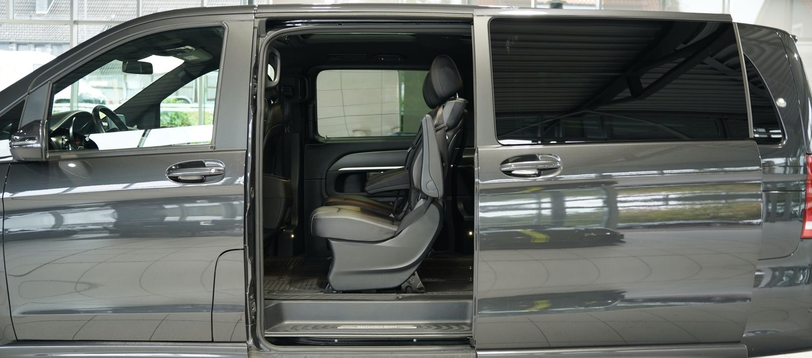 Mercedes Benz V 300