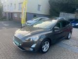 Ford Focus Turnier Cool & Connect*TÜV NEU*1 HAND*TOP* - Ford Gebrauchtwagen in Velbert