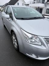 Toyota Avensis Automatik, 64.000 km - Toyota Avensis: Limousine