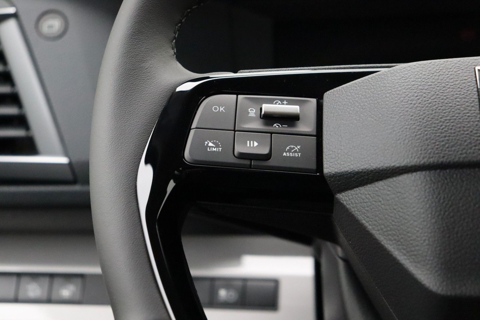 Fahrzeugabbildung Fiat Ulysse 2.0 BlueHDi 180 S&S EAT8 TOP L3 (5,33m)