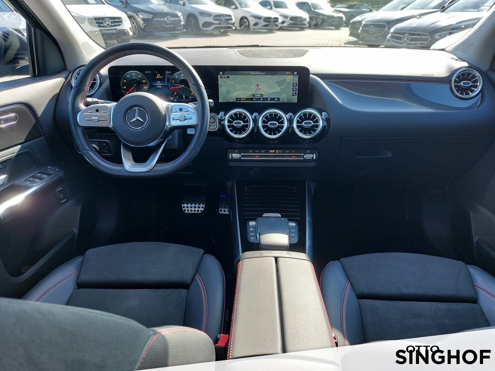 Fahrzeugabbildung Mercedes-Benz GLA 200 AMG +AHK+Rü Kam+LED+TOTW+elekt.Hecktüre