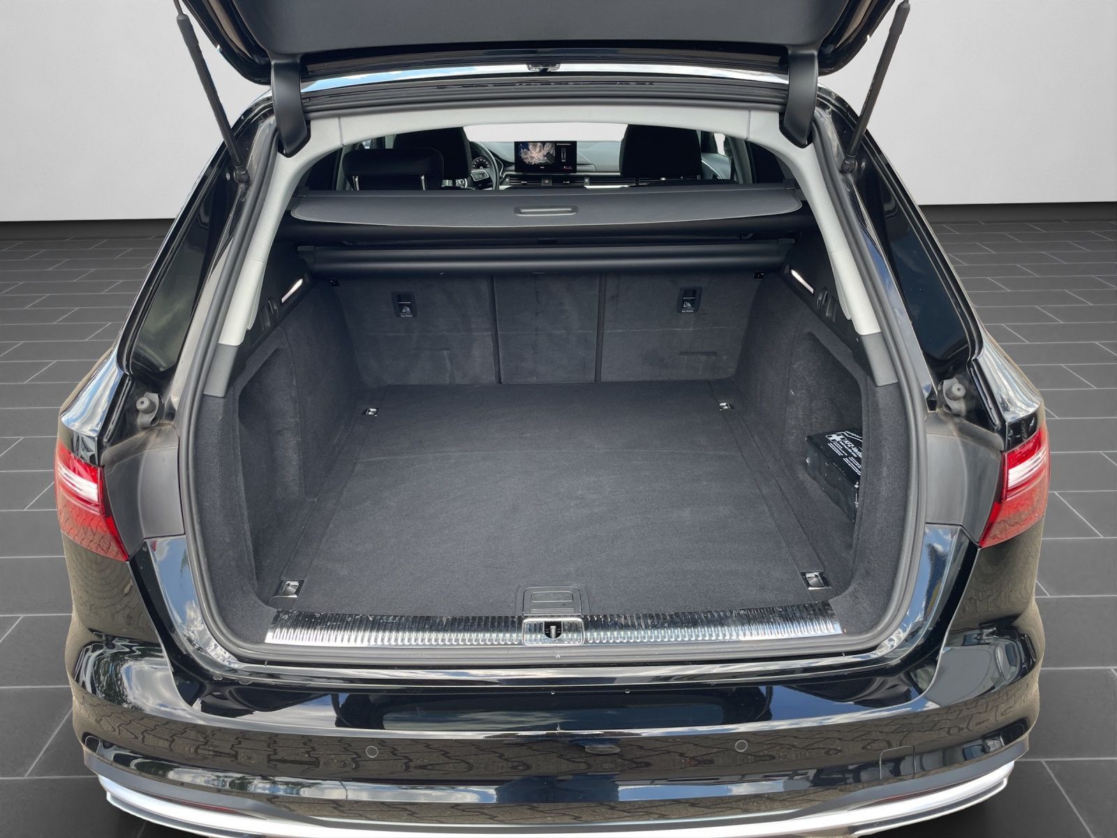 Audi A4 - Bild 14
