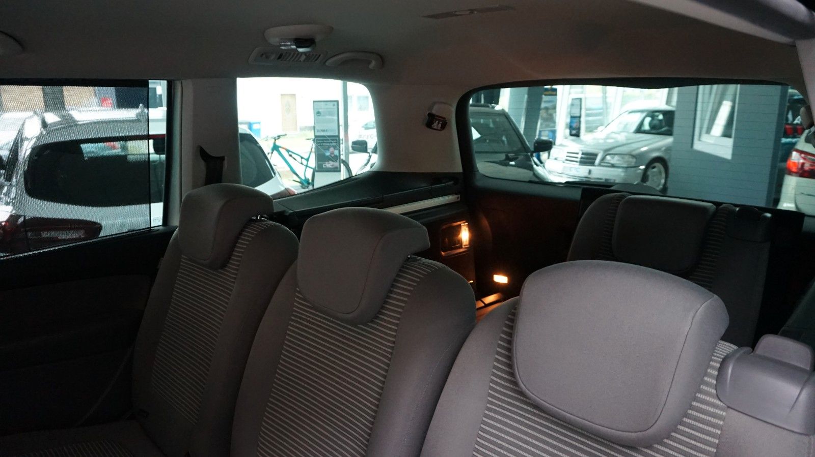 Fahrzeugabbildung SEAT Alhambra 4You  7 Sitzer  durchs. Verbr. 5,5 L