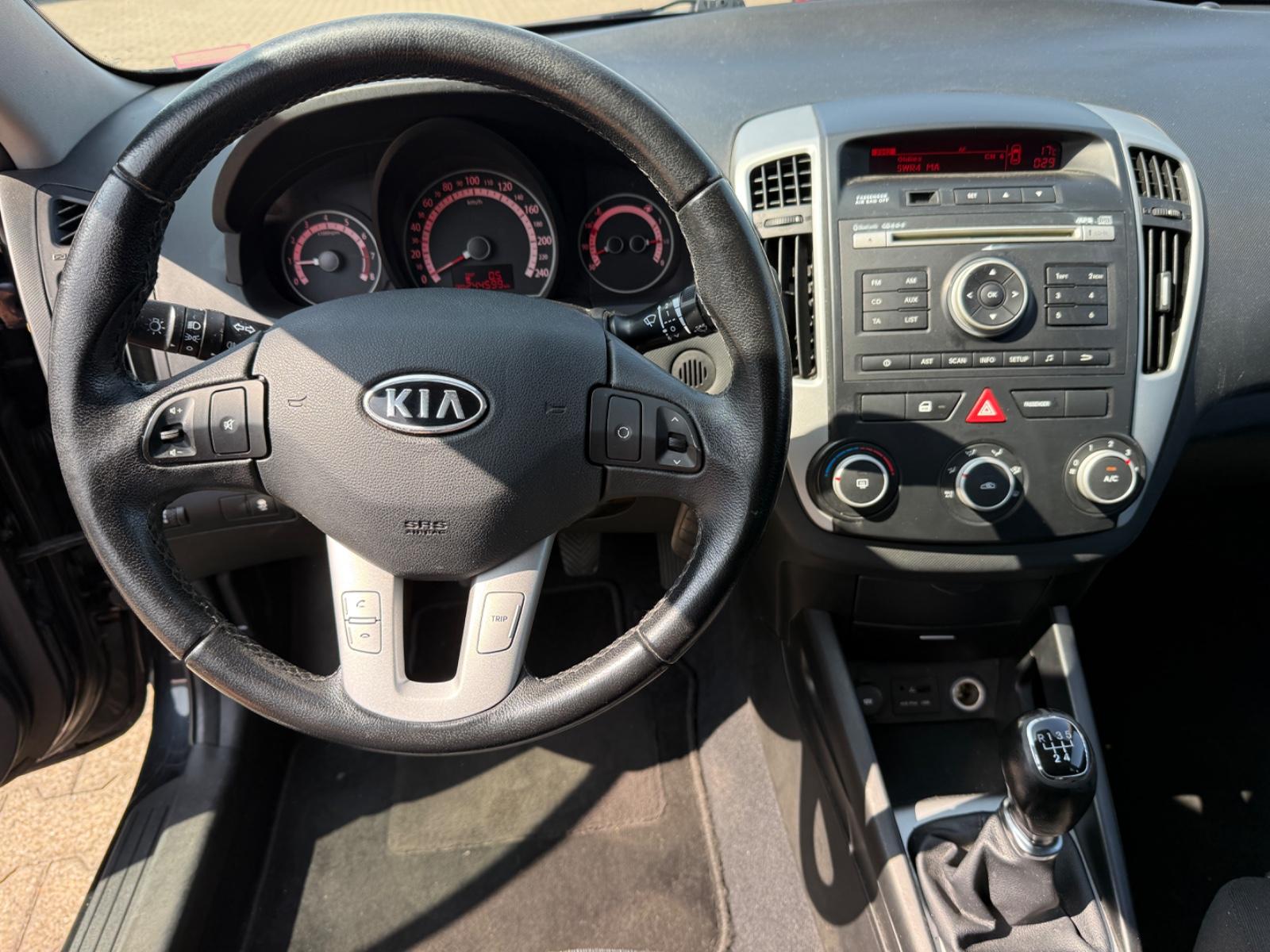 Kia Ceed 1.4 Sportswagon Vision /Klima