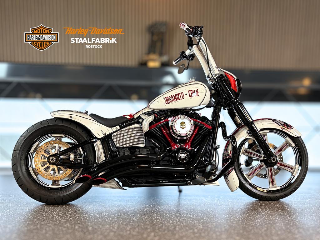 Harley-Davidson FXBB Street Bob 107 Milwaukee-Eight® 107