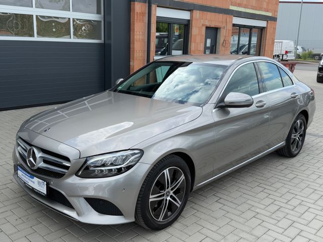 MERCEDES-BENZ C 180 Lim. Avantgarde *LED*KAMERA*AHK*TEMPO*