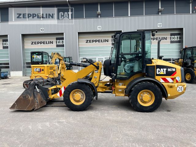 CAT 907M