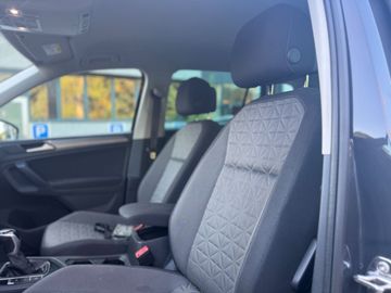 Volkswagen Tiguan - 9