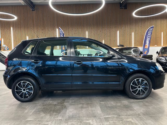 MYAUTOCENTER – Gebraucht- und Jahreswagen mit Werkstattservice in Pfaffenhofen Volkswagen Polo IV Comfortline *TÜV NEU*KLIMA*ELEKTR.FENSTE