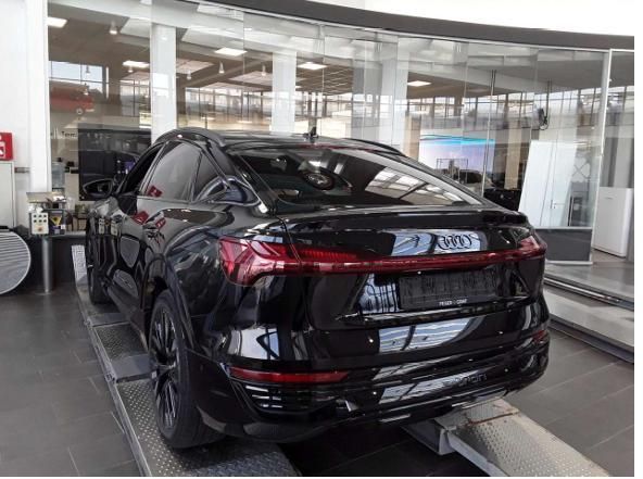 Audi Q8 Sportback 50 e-tron S line quattro Luftfederu imagem 2
