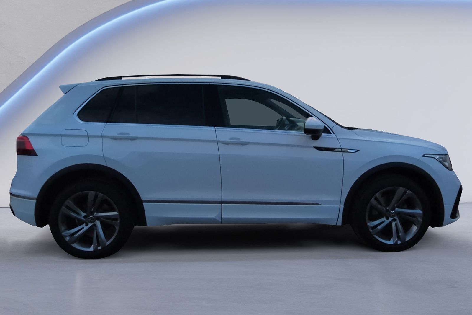 Tiguan 1.5 TSI DSG R Line KAMERA+MATRIX+NAVI