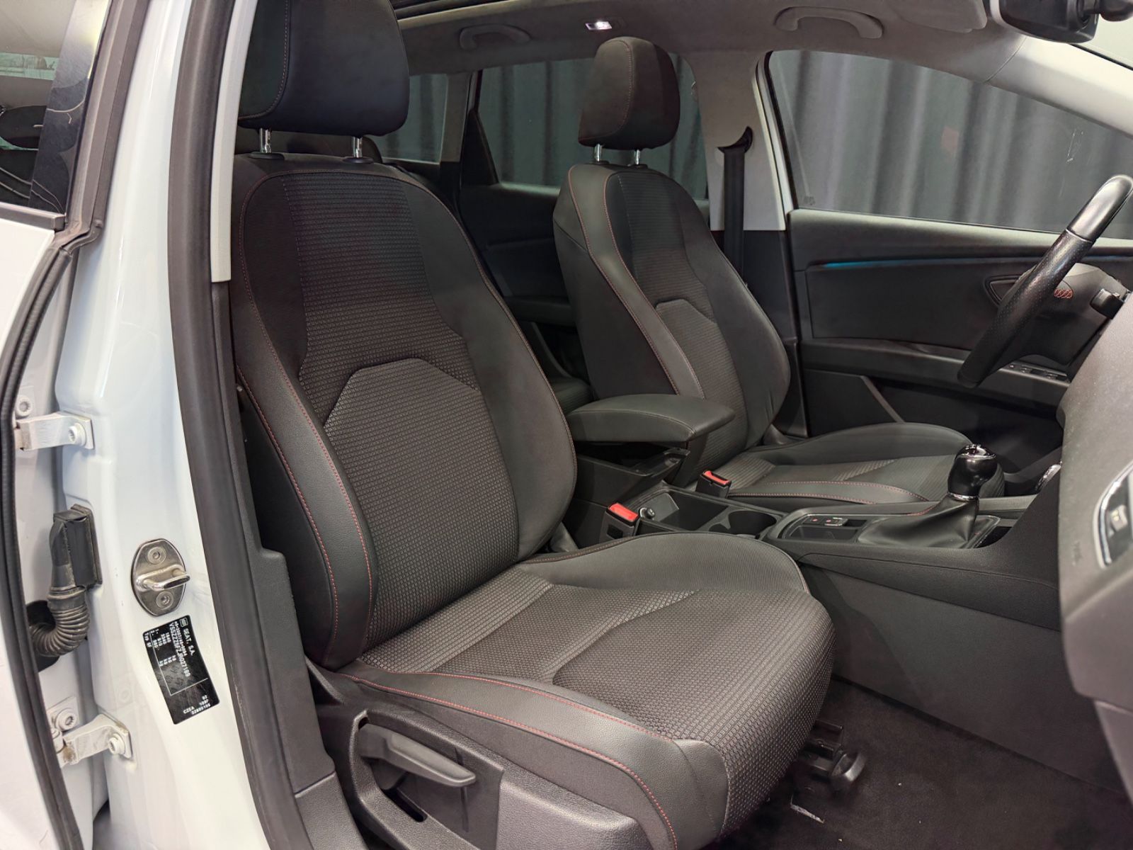 Fahrzeugabbildung SEAT Leon ST FR |RF-CAM|2.HAND