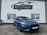 Ford Focus ST Adaptive Fahrwerk - Ford Focus: Blau, ST