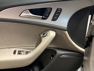 Audi A6 - 6