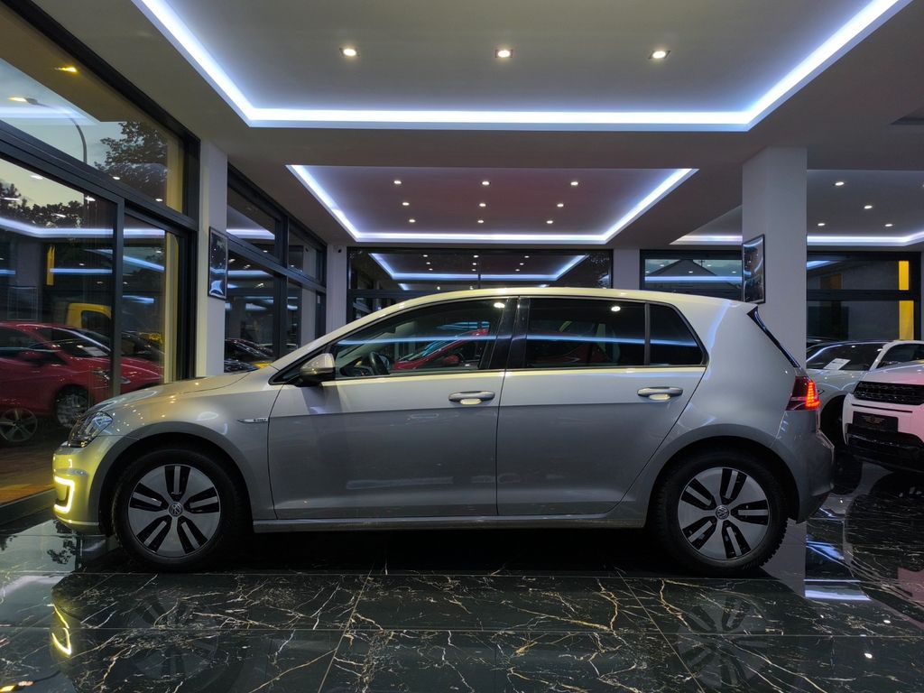 Image of Volkswagen Golf