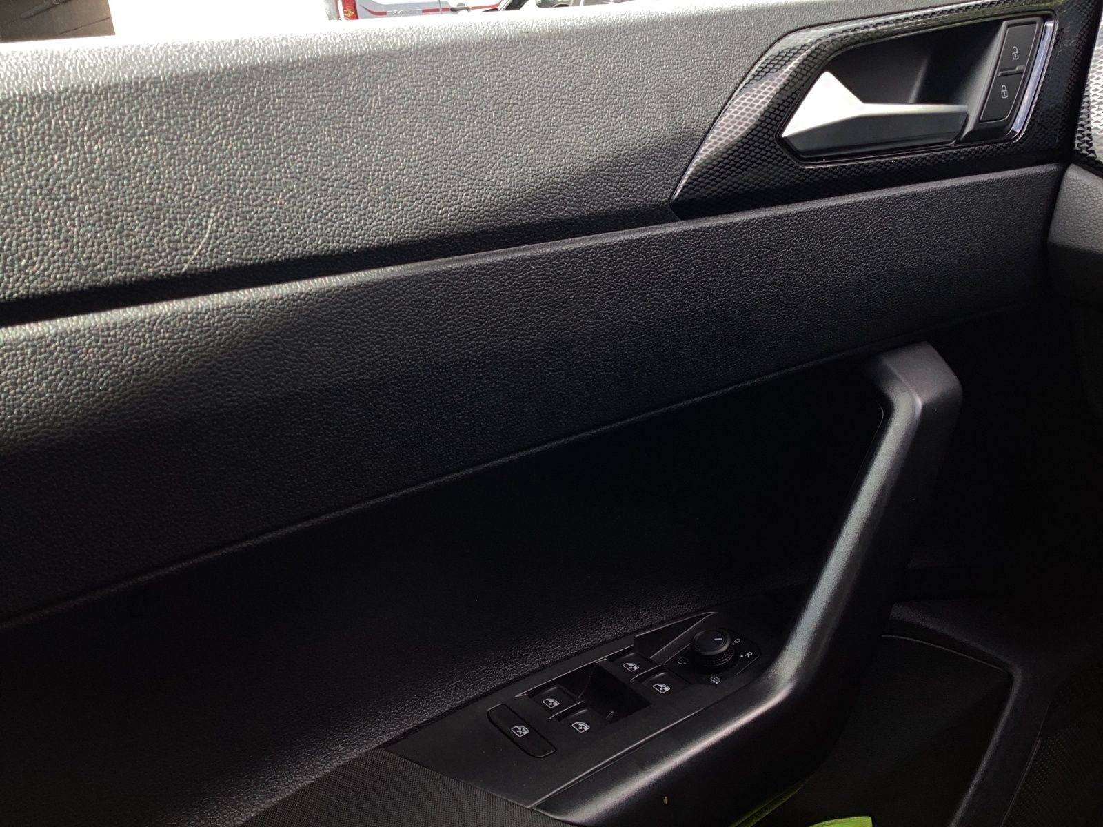 Fahrzeugabbildung Volkswagen Polo TSI Life DSG LED Klima AID DAB PDC
