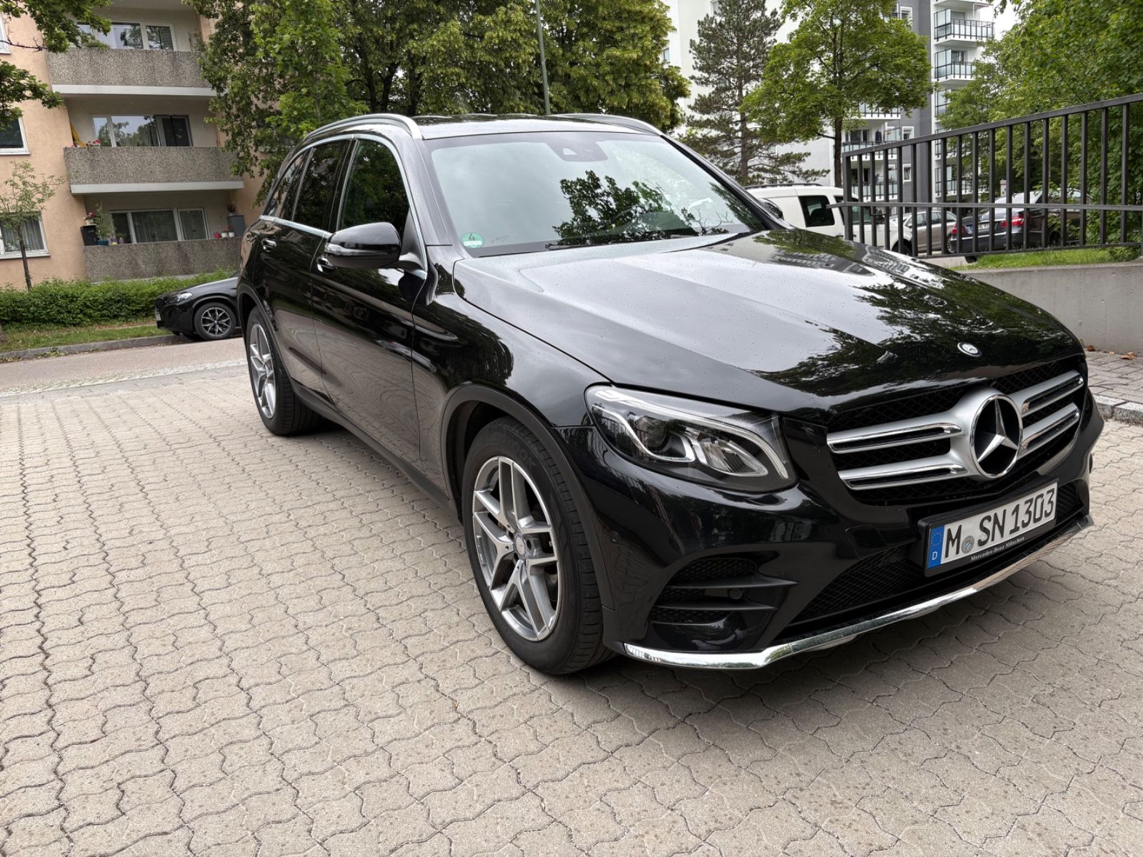 MERCEDES-BENZ GLC 220 d 4MATIC AMG Line 