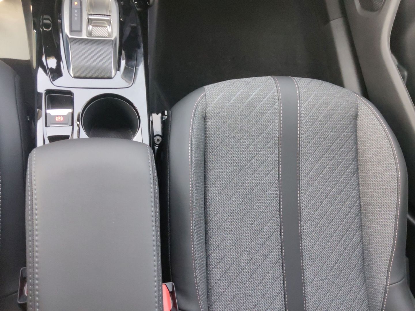 Peugeot 2008 - Bild 23