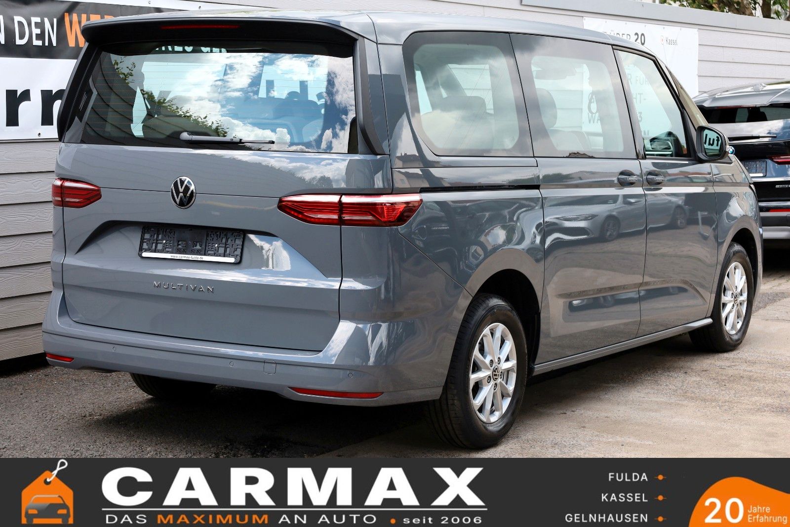 Fahrzeugabbildung Volkswagen T7 Multivan Life lang  7 Si,AppleCarplay,Keyless