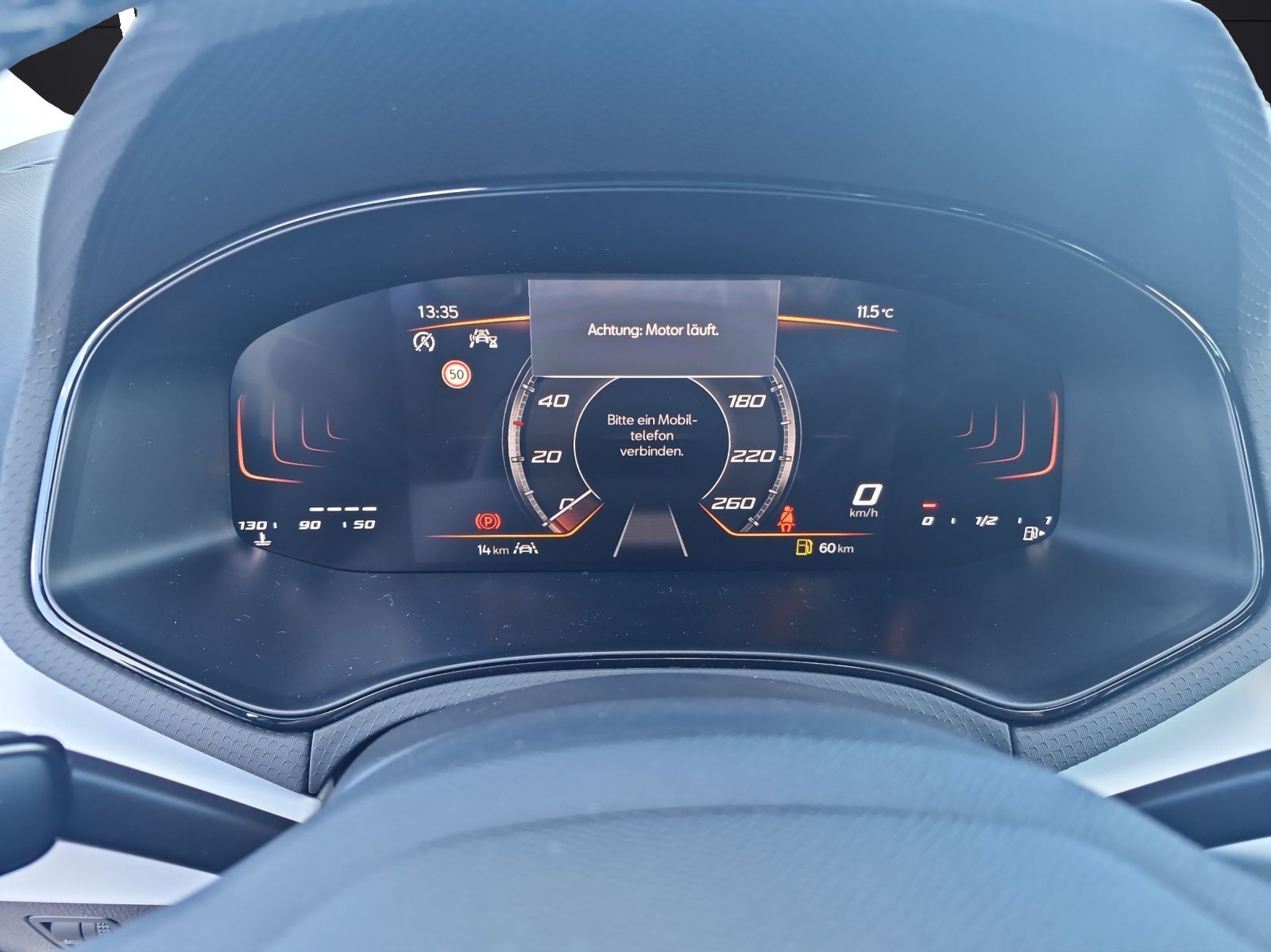 Fahrzeugabbildung SEAT Arona Road Edition 1.0 TSI LED KAMERA KLIMA