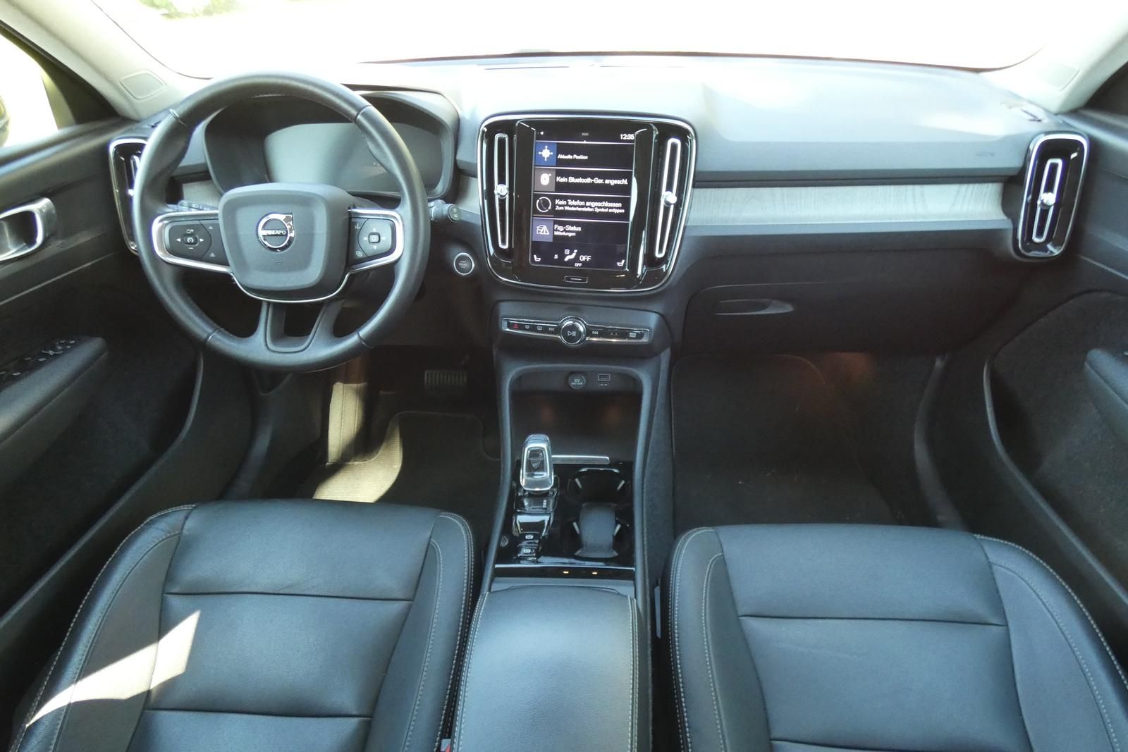 Volvo XC40 T3 Inscription #LEDER #DAB+ #AHZV #LED foto 14