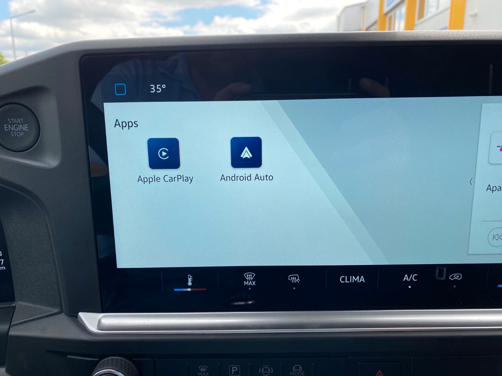 Fahrzeugabbildung Volkswagen T7 Transporter Kasten LR 2.0 TDI+KAMERA+NAVI+PDC