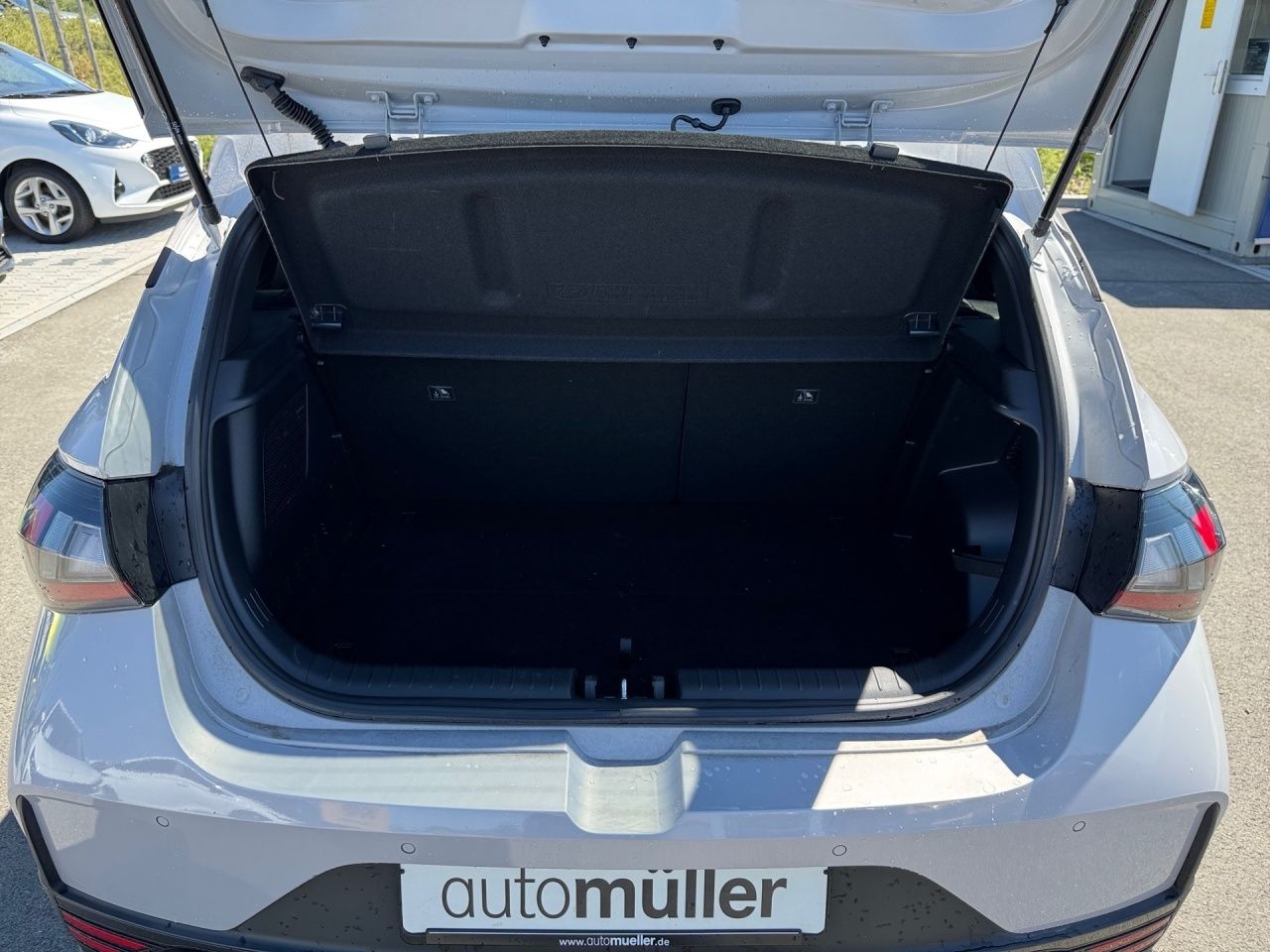 Fahrzeugabbildung Hyundai i20 N-LINE *SHZ*LHZ*NAVI*SPURH*ZV*CARPLAY*