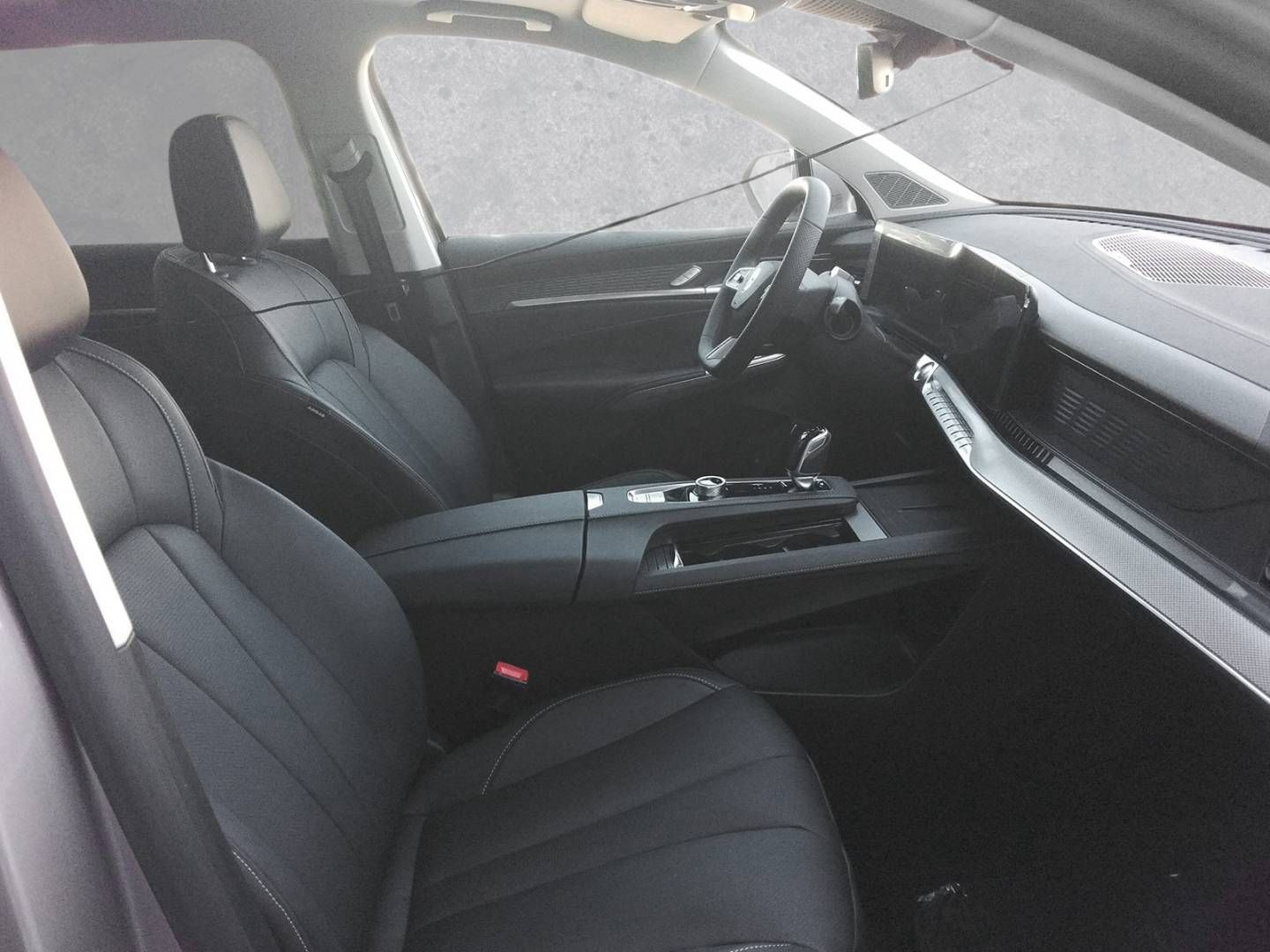 Fahrzeugabbildung MG MGS9 PHEV Premium