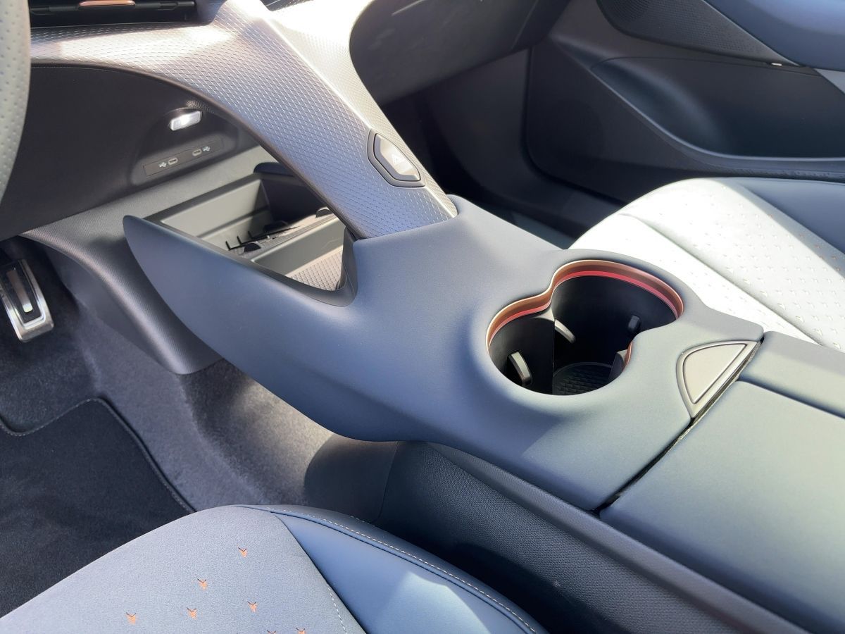 Cupra Tavascan - Bild 23