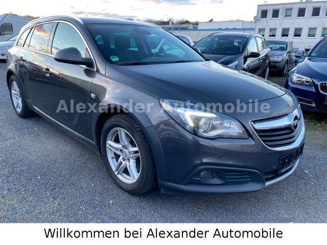 Opel Insignia CT SPORTS TOURER SW. TÜV NEU . EURO6