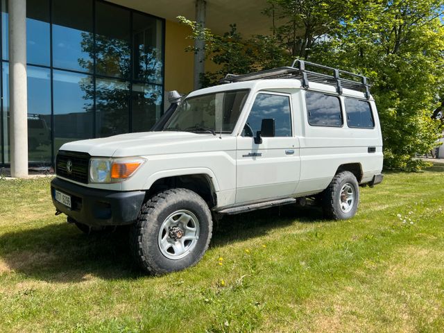 Toyota Land Cruiser HZJ 78, 4.2D , netto 23 900 Euro