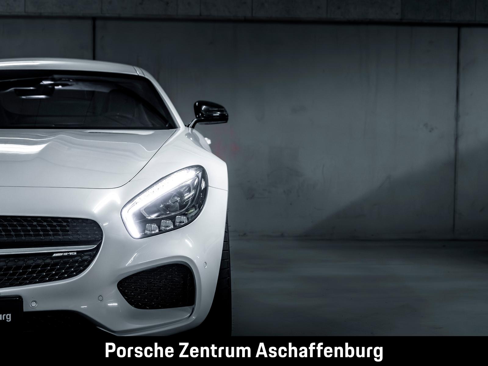 Mercedes-Benz AMG GT S Night Paket Performance Sitze