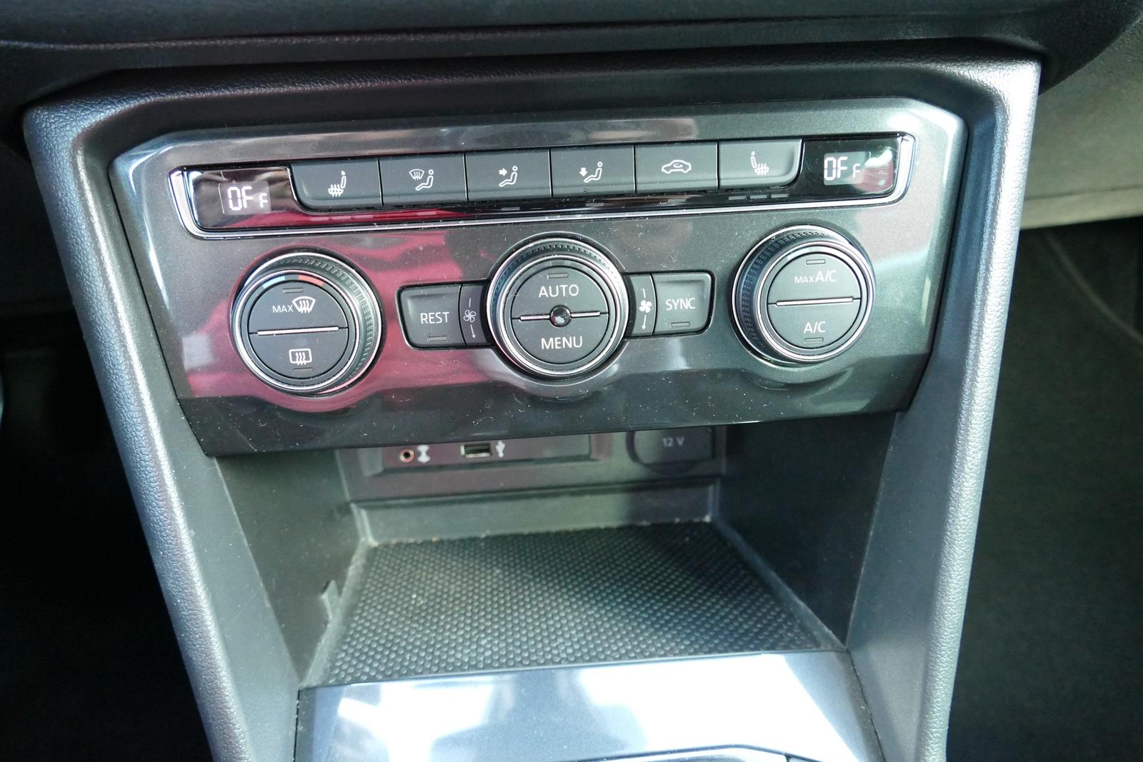Volkswagen Tiguan 2.0 4Motion Klimaaut. LED Navi PDC AHK
