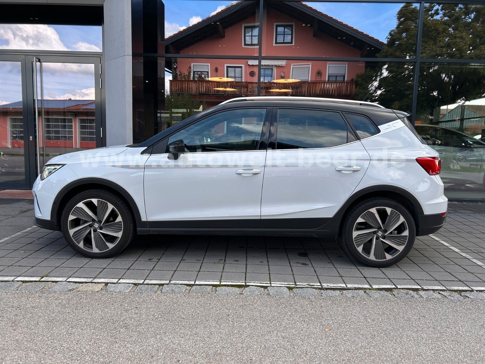 Seat Arona - Bild 2